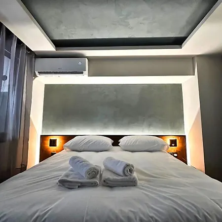 Redwood Suite, Wooden Lejlighed Thessaloníki