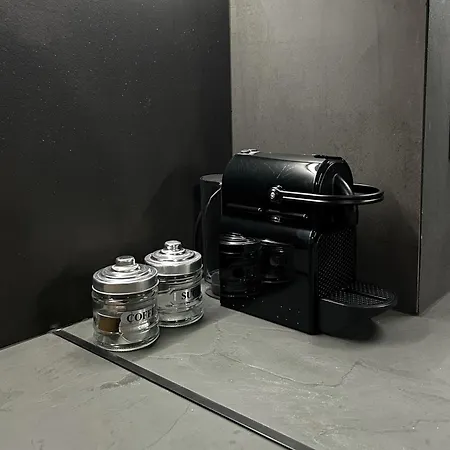 Redwood Suite, Wooden Thessaloníki