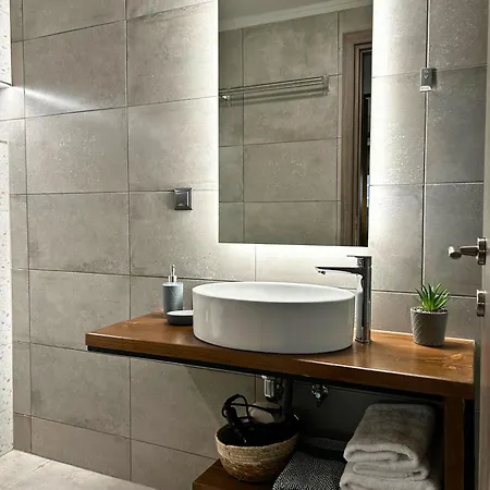 Lejlighed Redwood Suite, Wooden *